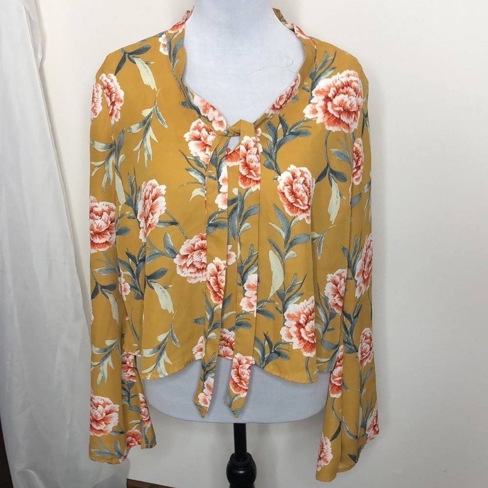 Bleuh ciel women’s yellow/ gold floral tie front blouse - Picture 2 of 7